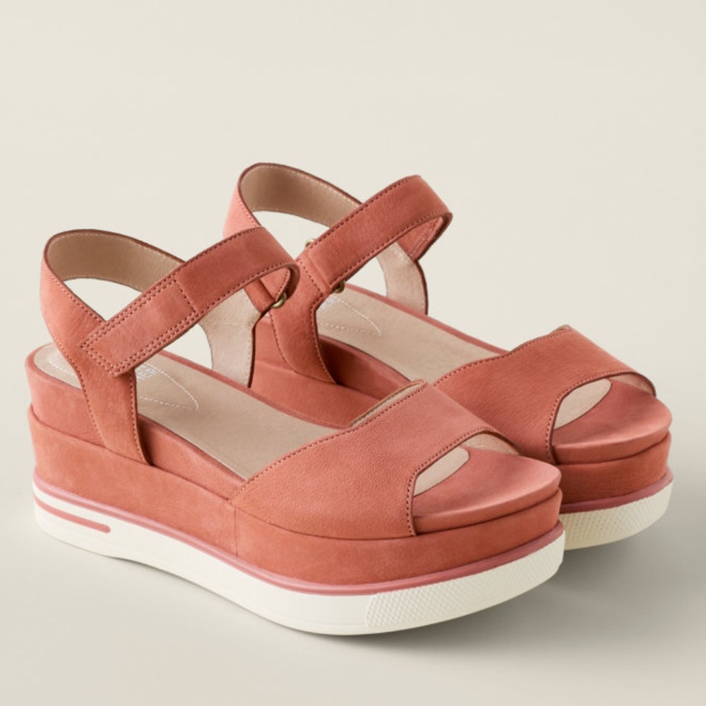 Women’s Platform Slingback Sandals in Coral Pink